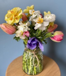 Spring floral class 2025
